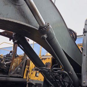 Boom arm cylinders 14547225 for Volvo ECR235C L, ECR235D L, ECR235E L