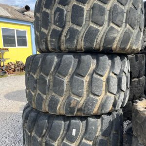 Rims and tires for Volvo A25, A30D, A30E, A30F