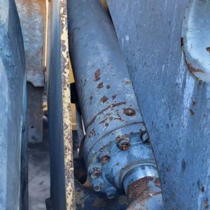 Lift cylinder 17230574 for Volvo L180G, L180H