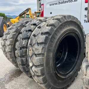 Trelleborg solid tires 10.00-20